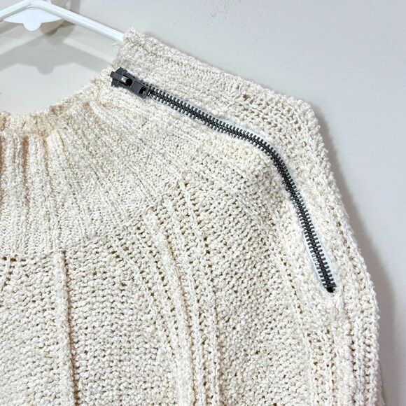 Free People Ivory Cream Chunky Knit Poncho Sweater Zipper XS Oversized Boho - Picture 4 of 10
